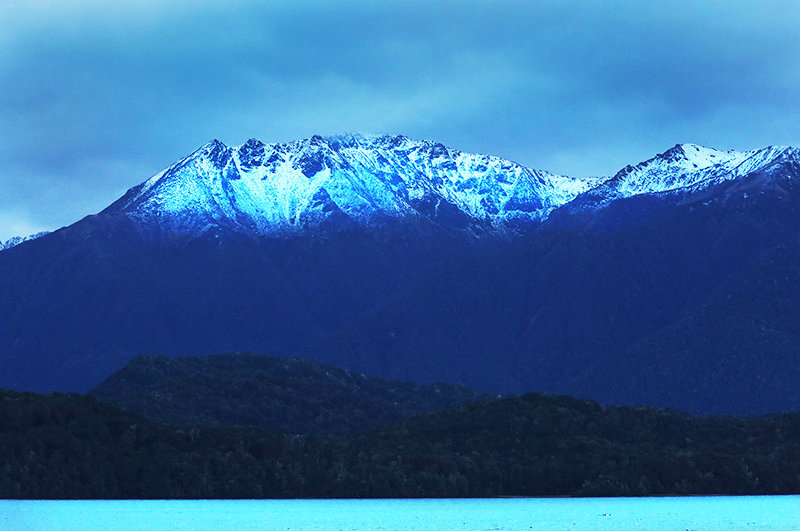 Te Anau : South Island : New Zealand : Travel : Photos :  Richard Moore Photography : Photographer : 